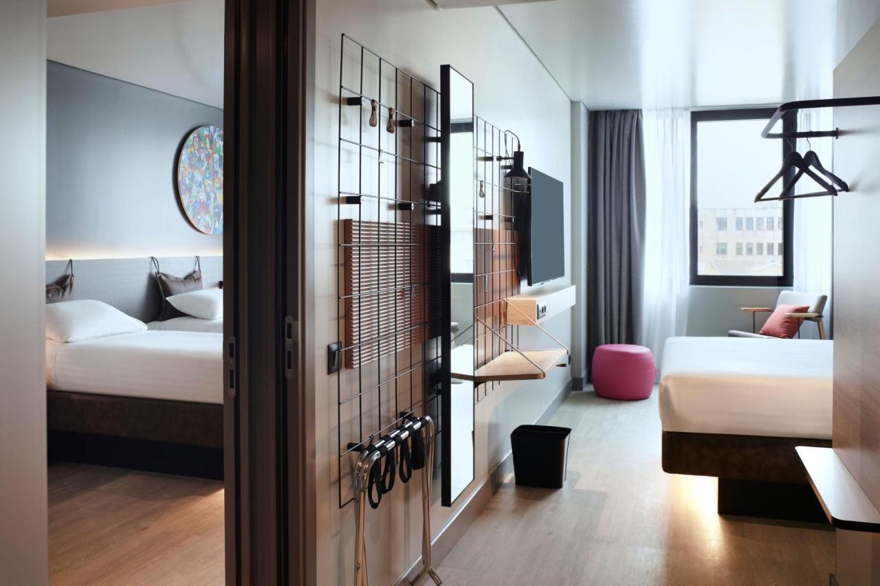 Moxy Athens City Atenas Exterior foto