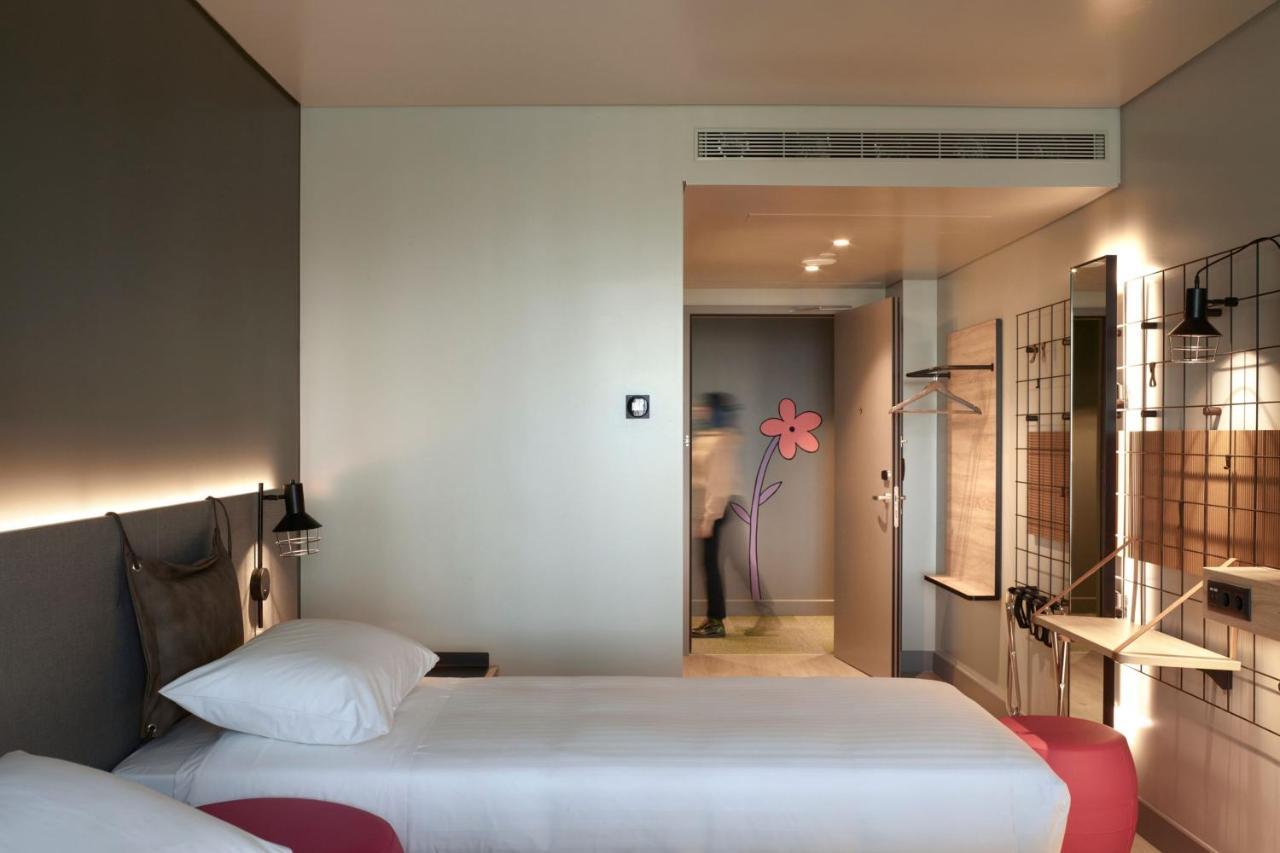 Moxy Athens City Atenas Exterior foto