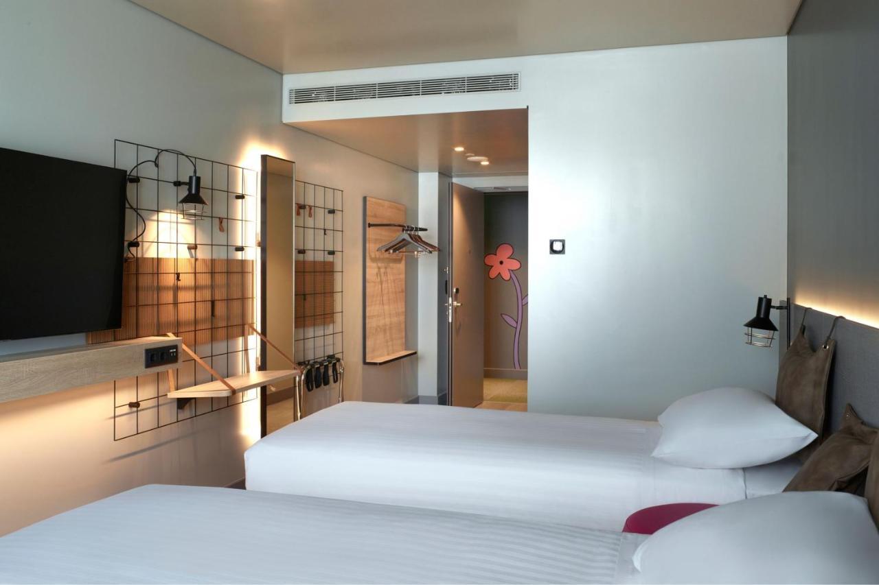 Moxy Athens City Atenas Exterior foto